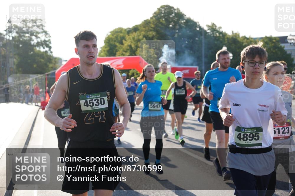 07.09.2025 - BARMER Alsterlauf Yannick Fuchs http://msf.ph/oto/8730599 07.09.2025 08:59:14 Laufen 408, 4530, 41, 5947, 3602, 36, 4895, 5123 meine-sportfotos.de