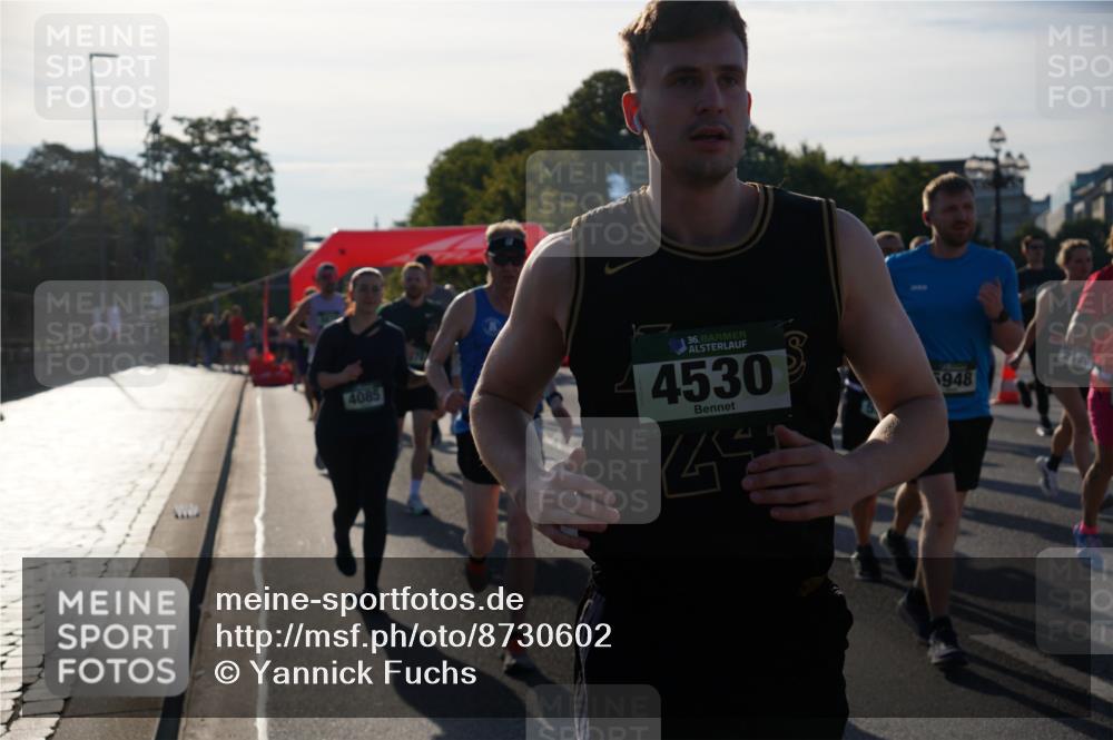 07.09.2025 - BARMER Alsterlauf Yannick Fuchs http://msf.ph/oto/8730602 07.09.2025 08:59:15 Laufen 4085, 36, 4530, 948, 212 meine-sportfotos.de
