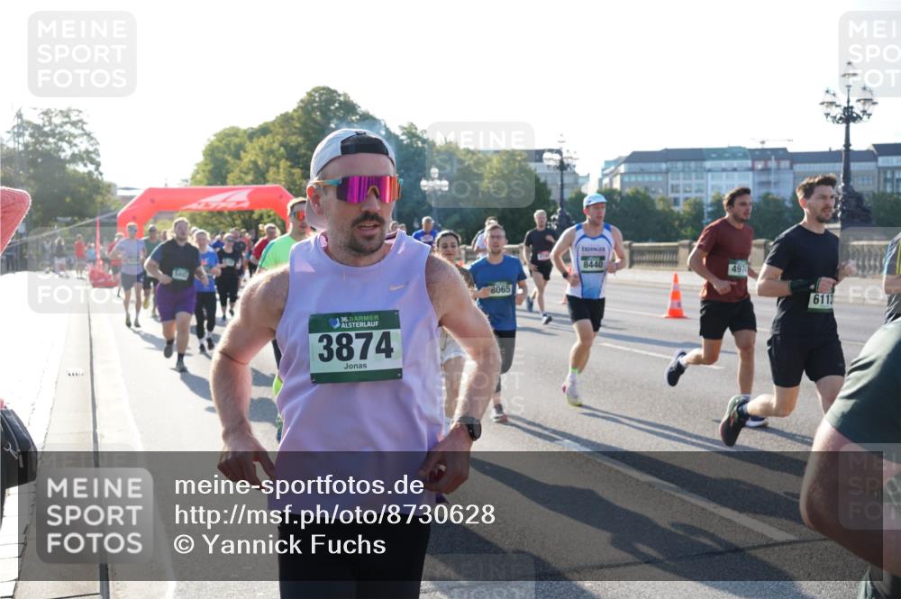 07.09.2025 - BARMER Alsterlauf Yannick Fuchs http://msf.ph/oto/8730628 07.09.2025 08:59:19 Laufen 36, 3874, 8065, 8440, 4974, 6113 meine-sportfotos.de
