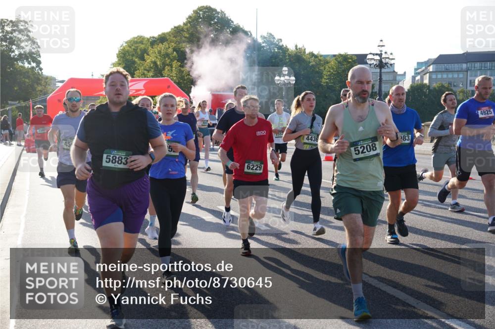 07.09.2025 - BARMER Alsterlauf Yannick Fuchs http://msf.ph/oto/8730645 07.09.2025 08:59:21 Laufen 4985, 45, 5883, 2552, 4436, 6229, 5208, 83, 4925 meine-sportfotos.de