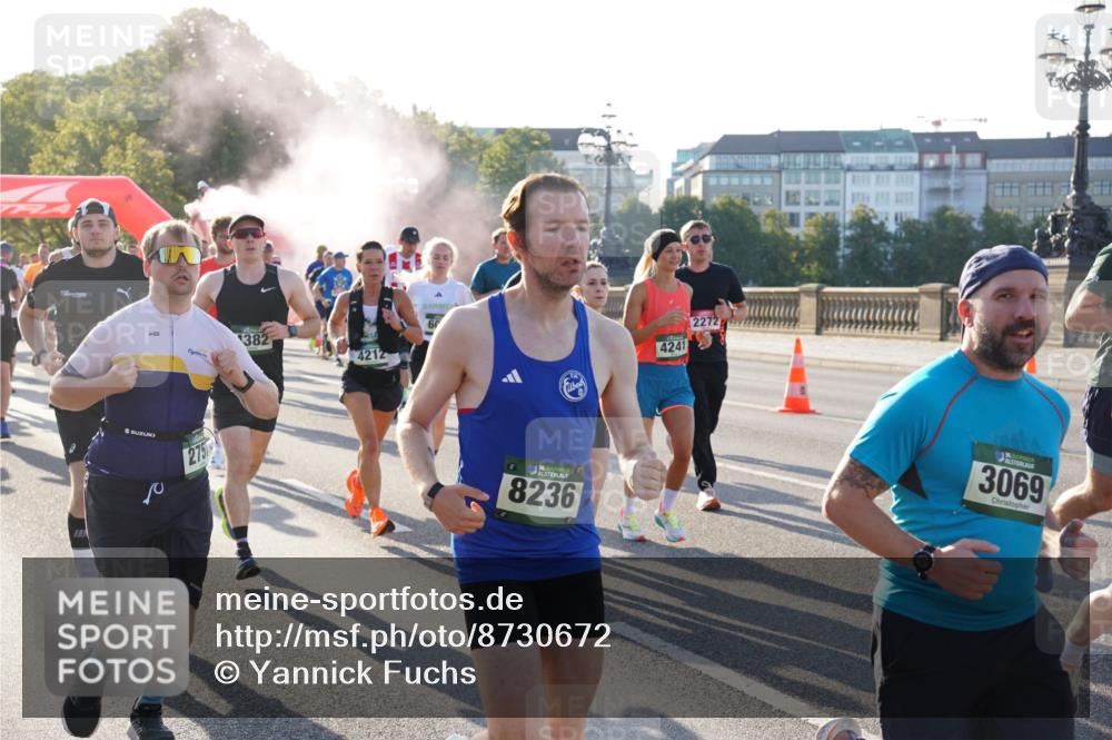 07.09.2025 - BARMER Alsterlauf Yannick Fuchs http://msf.ph/oto/8730672 07.09.2025 08:59:27 Laufen 382, 4212, 275, 60, 4241, 8236, 2272, 3069 meine-sportfotos.de