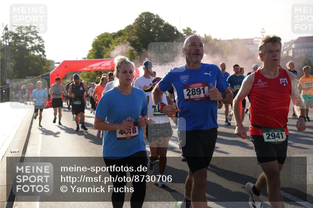 07.09.2025 - BARMER Alsterlauf Yannick Fuchs http://msf.ph/oto/8730706 07.09.2025 08:59:32 Laufen 40, 18, 8, 6, 136, 2891, 279, 2941, 8203 meine-sportfotos.de