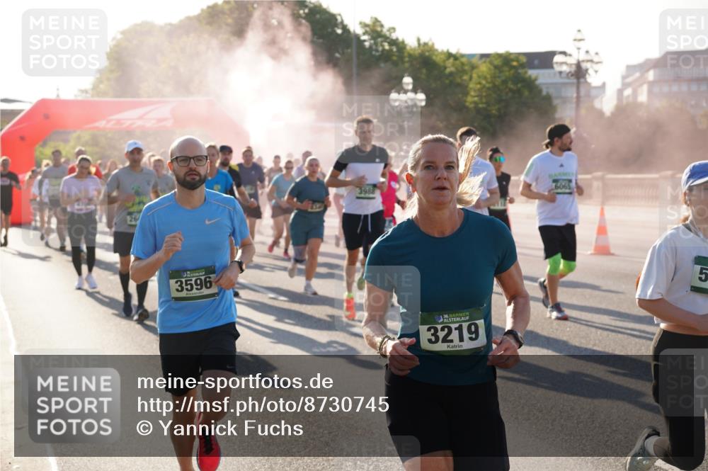 07.09.2025 - BARMER Alsterlauf Yannick Fuchs http://msf.ph/oto/8730745 07.09.2025 08:59:39 Laufen 3596, 3988, 6065, 3219, 5 meine-sportfotos.de