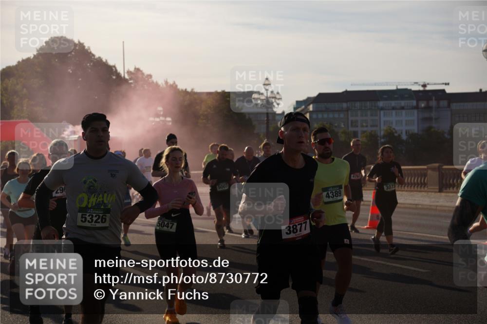 07.09.2025 - BARMER Alsterlauf Yannick Fuchs http://msf.ph/oto/8730772 07.09.2025 08:59:46 Laufen 103, 5326, 5047, 5003, 3877, 4389, 4763, 3073 meine-sportfotos.de