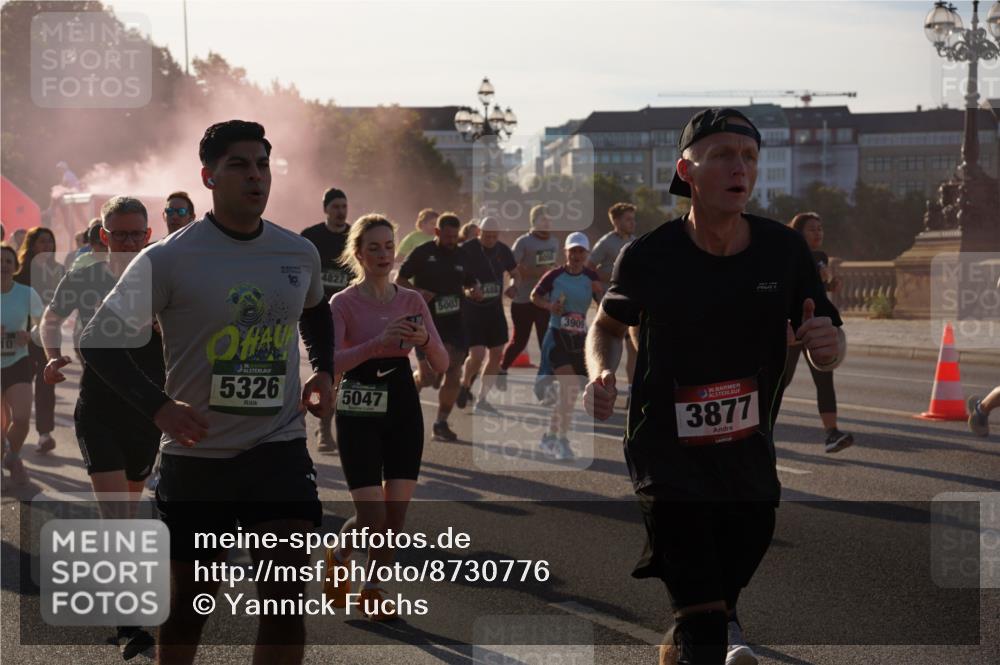 07.09.2025 - BARMER Alsterlauf Yannick Fuchs http://msf.ph/oto/8730776 07.09.2025 08:59:46 Laufen 10, 4827, 1488, 5003, 3909, 5326, 5047, 136, 3877, 1111 meine-sportfotos.de