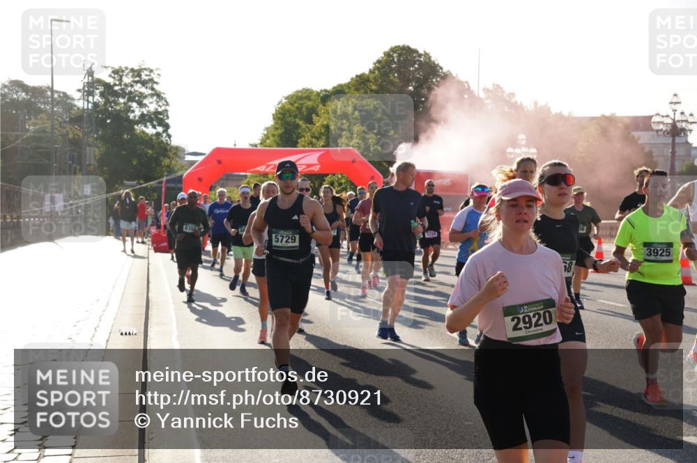 07.09.2025 - BARMER Alsterlauf Yannick Fuchs http://msf.ph/oto/8730921 07.09.2025 09:00:10 Laufen 44444, 8350, 3728, 5729, 2920, 68, 3925 meine-sportfotos.de
