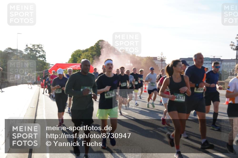 07.09.2025 - BARMER Alsterlauf Yannick Fuchs http://msf.ph/oto/8730947 07.09.2025 09:00:15 Laufen 4876, 141, 4877, 8456 meine-sportfotos.de