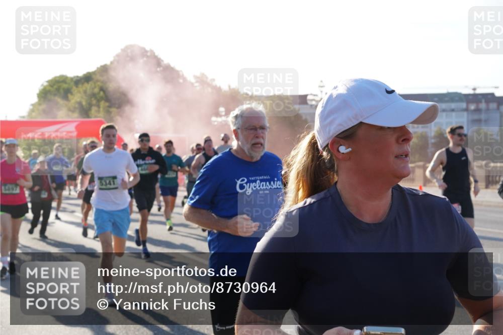 07.09.2025 - BARMER Alsterlauf Yannick Fuchs http://msf.ph/oto/8730964 07.09.2025 09:00:18 Laufen 5341, 5457 meine-sportfotos.de