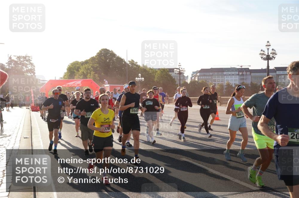 07.09.2025 - BARMER Alsterlauf Yannick Fuchs http://msf.ph/oto/8731029 07.09.2025 09:00:31 Laufen 44444, 8357, 076, 5949, 5628, 4912, 4135, 4119, 5831, 20 meine-sportfotos.de