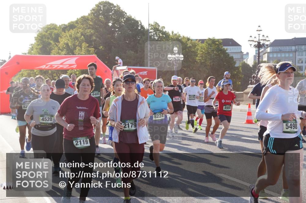 07.09.2025 - BARMER Alsterlauf Yannick Fuchs http://msf.ph/oto/8731112 07.09.2025 09:00:47 Laufen 82, 4485, 6235, 3646, 202, 4980, 4520, 2179, 8224, 2119, 5498 meine-sportfotos.de