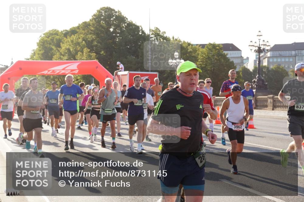 07.09.2025 - BARMER Alsterlauf Yannick Fuchs http://msf.ph/oto/8731145 07.09.2025 09:00:52 Laufen 6328, 537, 8415, 2112, 4103, 28, 3962, 3330, 837 meine-sportfotos.de