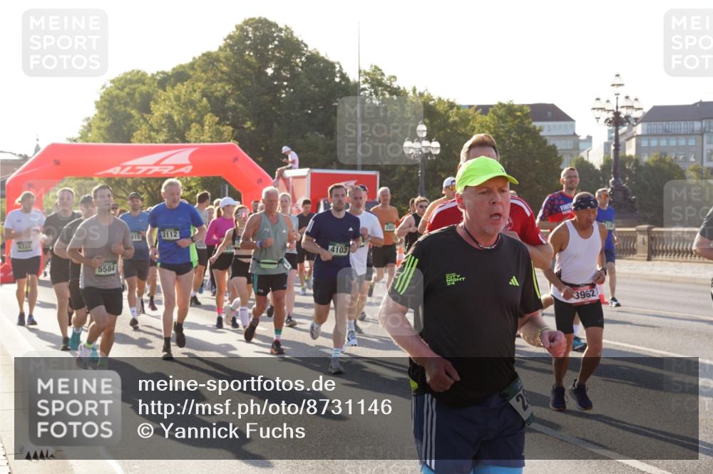 07.09.2025 - BARMER Alsterlauf Yannick Fuchs http://msf.ph/oto/8731146 07.09.2025 09:00:52 Laufen 6328, 5584, 415, 2112, 4103, 2, 3962 meine-sportfotos.de