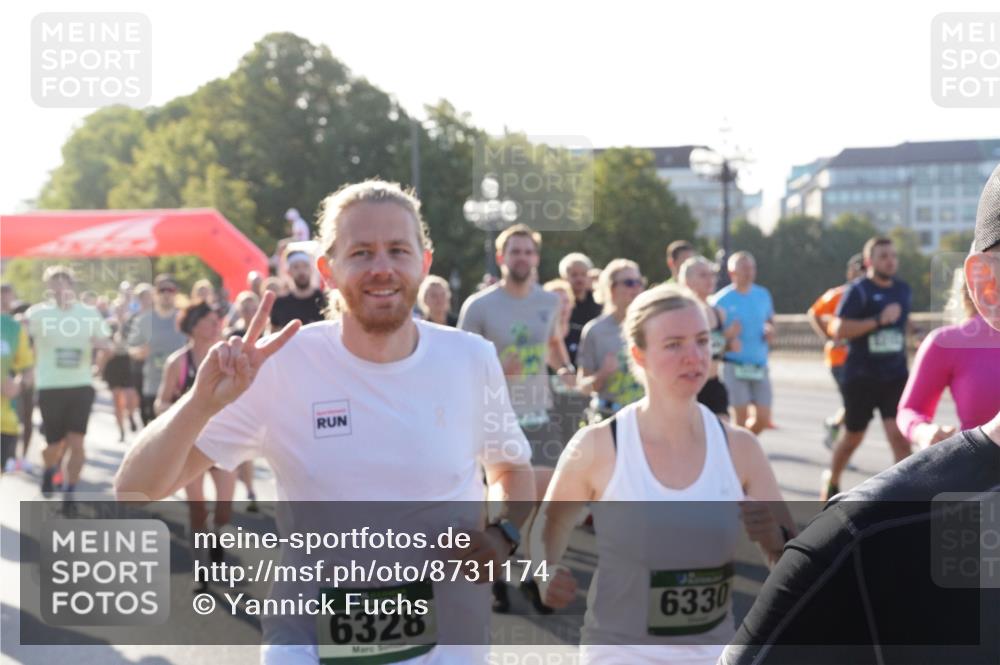 07.09.2025 - BARMER Alsterlauf Yannick Fuchs http://msf.ph/oto/8731174 07.09.2025 09:00:58 Laufen 6328, 6330 meine-sportfotos.de