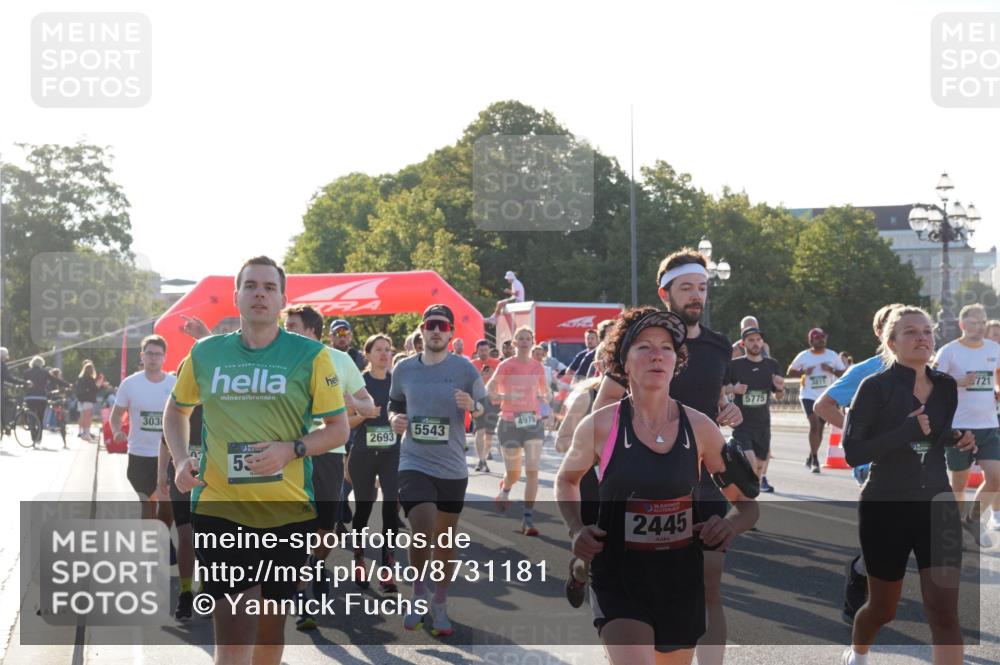 07.09.2025 - BARMER Alsterlauf Yannick Fuchs http://msf.ph/oto/8731181 07.09.2025 09:01:00 Laufen 303, 4979, 2693, 5543, 53, 36, 2445, 5775, 721 meine-sportfotos.de