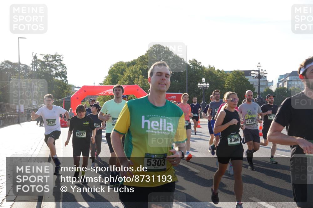 07.09.2025 - BARMER Alsterlauf Yannick Fuchs http://msf.ph/oto/8731193 07.09.2025 09:01:01 Laufen 44414, 3030, 198, 6037, 5303, 451, 8366, 2240, 5775 meine-sportfotos.de