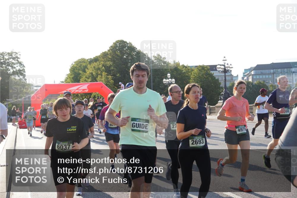 07.09.2025 - BARMER Alsterlauf Yannick Fuchs http://msf.ph/oto/8731206 07.09.2025 09:01:03 Laufen 6037, 8419, 27, 2693, 4979, 88 meine-sportfotos.de
