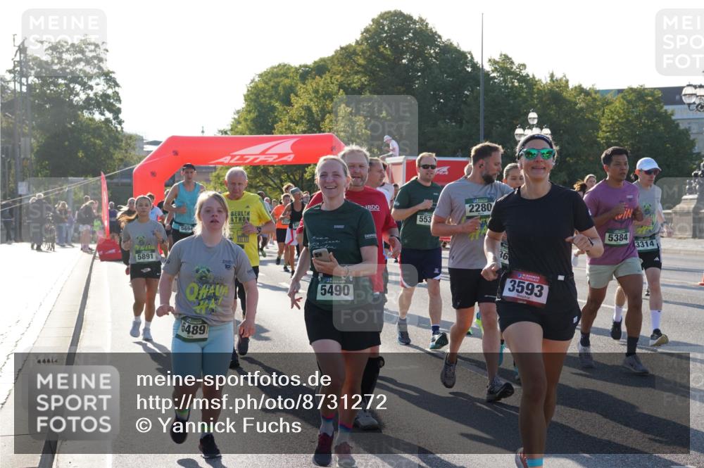 07.09.2025 - BARMER Alsterlauf Yannick Fuchs http://msf.ph/oto/8731272 07.09.2025 09:01:11 Laufen 5891, 5694, 10, 5490, 5489, 553, 2280, 36, 3593, 5384, 3314 meine-sportfotos.de