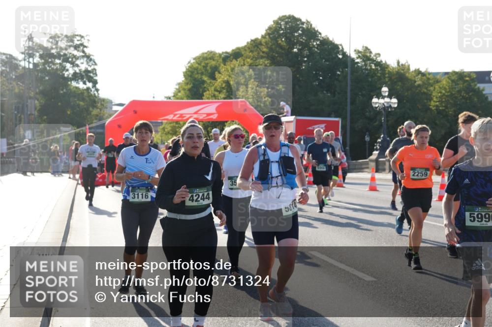 07.09.2025 - BARMER Alsterlauf Yannick Fuchs http://msf.ph/oto/8731324 07.09.2025 09:01:18 Laufen 44414, 35, 3116, 4244, 5814, 2259, 5990 meine-sportfotos.de