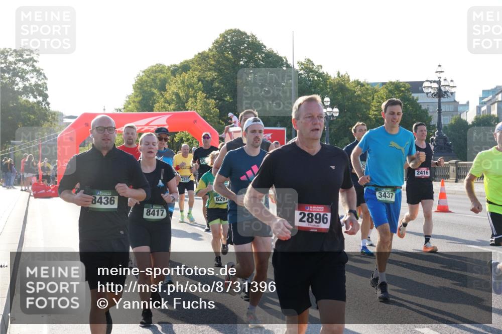 07.09.2025 - BARMER Alsterlauf Yannick Fuchs http://msf.ph/oto/8731396 07.09.2025 09:01:27 Laufen 8436, 8417, 2685, 626, 2896, 3437, 2416 meine-sportfotos.de