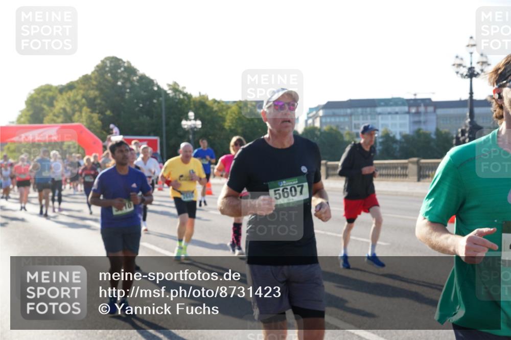 07.09.2025 - BARMER Alsterlauf Yannick Fuchs http://msf.ph/oto/8731423 07.09.2025 09:01:32 Laufen 5607 meine-sportfotos.de