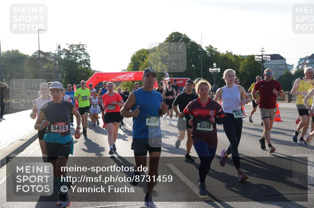 07.09.2025 - BARMER Alsterlauf Yannick Fuchs http://msf.ph/oto/8731459 07.09.2025 09:01:37 Laufen 5415, 3835, 3413, 4507, 4508, 595 meine-sportfotos.de