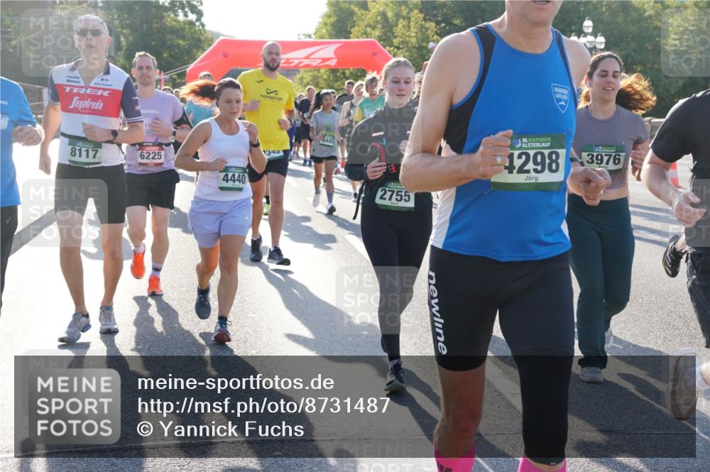 07.09.2025 - BARMER Alsterlauf Yannick Fuchs http://msf.ph/oto/8731487 07.09.2025 09:01:42 Laufen 8117, 6225, 4440, 343, 8485, 2755, 36, 4298, 3976 meine-sportfotos.de
