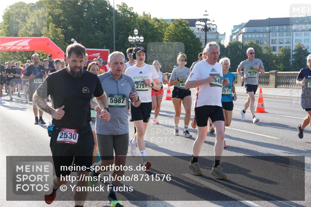07.09.2025 - BARMER Alsterlauf Yannick Fuchs http://msf.ph/oto/8731576 07.09.2025 09:01:54 Laufen 2229, 2530, 5987, 2751, 49, 645, 2515, 4257 meine-sportfotos.de