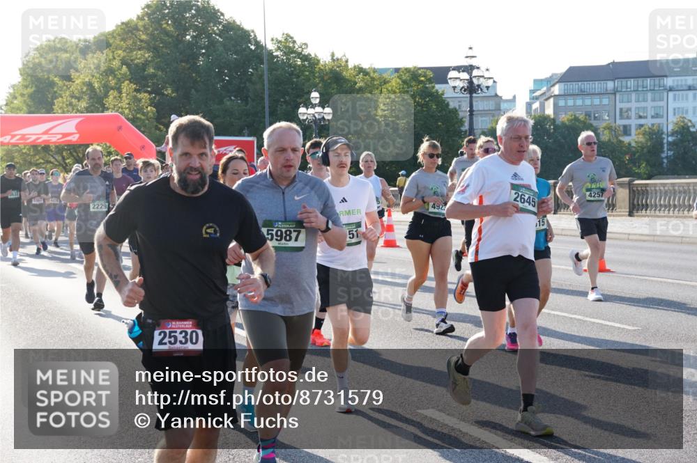 07.09.2025 - BARMER Alsterlauf Yannick Fuchs http://msf.ph/oto/8731579 07.09.2025 09:01:54 Laufen 3362, 447, 2229, 16, 2530, 5987, 51, 492, 2645, 15, 4257 meine-sportfotos.de