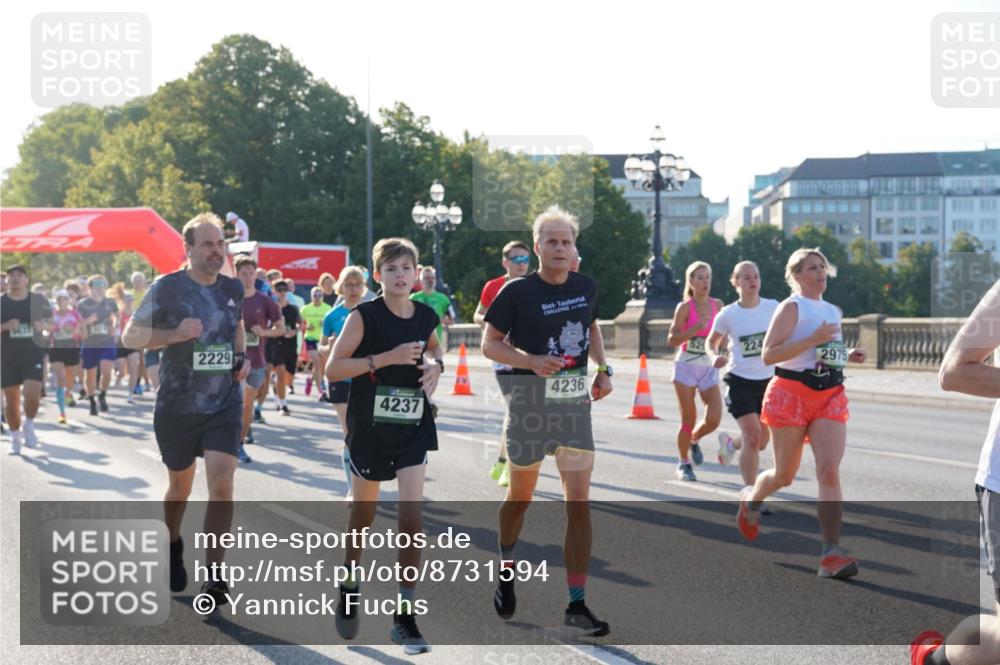 07.09.2025 - BARMER Alsterlauf Yannick Fuchs http://msf.ph/oto/8731594 07.09.2025 09:01:56 Laufen 2229, 4237, 4236, 52, 224, 2975 meine-sportfotos.de