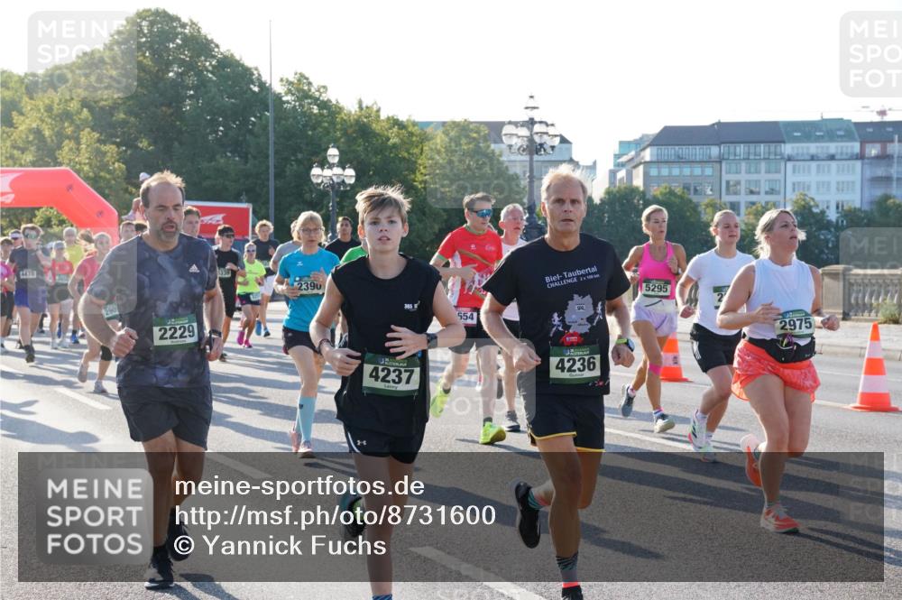 07.09.2025 - BARMER Alsterlauf Yannick Fuchs http://msf.ph/oto/8731600 07.09.2025 09:01:57 Laufen 4478, 365, 290, 2229, 1339, 239, 365, 12, 654, 2, 100, 5295, 2975, 4237, 4236 meine-sportfotos.de