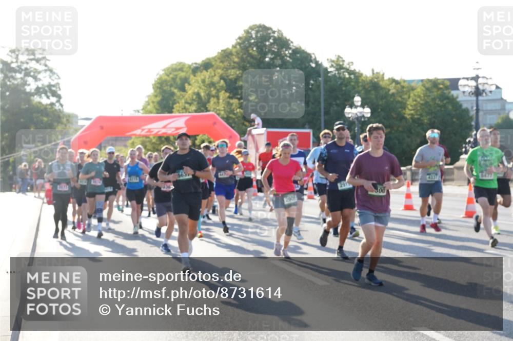07.09.2025 - BARMER Alsterlauf Yannick Fuchs http://msf.ph/oto/8731614 07.09.2025 09:01:58 Laufen 563, 2901, 6477 meine-sportfotos.de