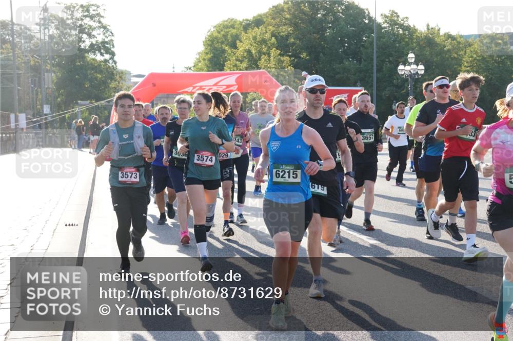 07.09.2025 - BARMER Alsterlauf Yannick Fuchs http://msf.ph/oto/8731629 07.09.2025 09:02:03 Laufen 44414, 3573, 3, 029, 3574, 243, 6215, 619, 3657, 60, 33, 5 meine-sportfotos.de