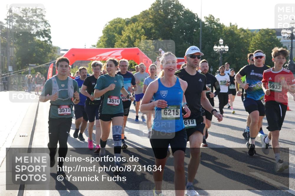 07.09.2025 - BARMER Alsterlauf Yannick Fuchs http://msf.ph/oto/8731634 07.09.2025 09:02:03 Laufen 44414, 3025, 3574, 3573, 6215, 619, 6099, 3538, 5933 meine-sportfotos.de