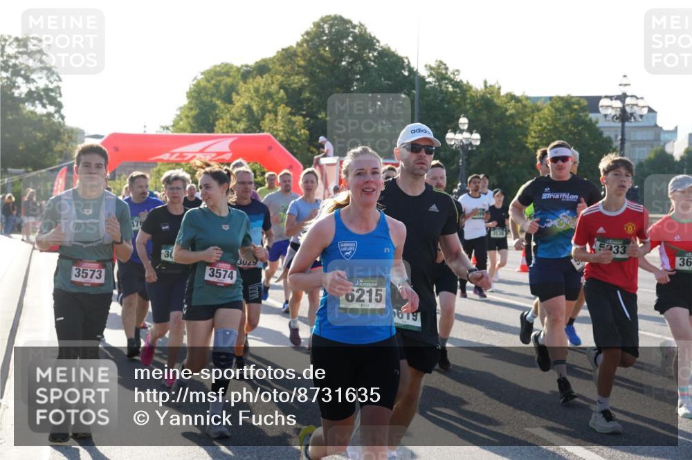 07.09.2025 - BARMER Alsterlauf Yannick Fuchs http://msf.ph/oto/8731635 07.09.2025 09:02:03 Laufen 3573, 30, 3574, 3029, 6215, 1619, 5033, 36 meine-sportfotos.de