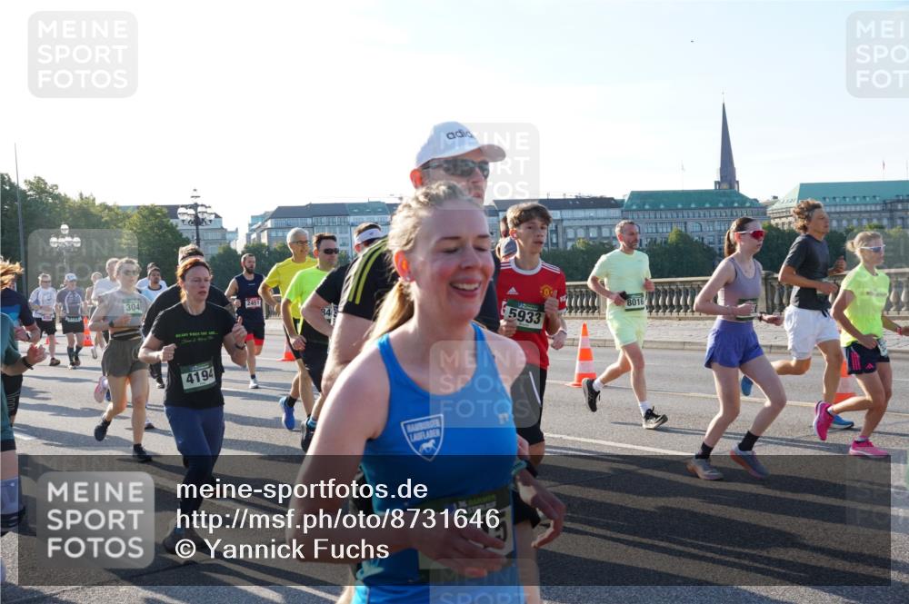 07.09.2025 - BARMER Alsterlauf Yannick Fuchs http://msf.ph/oto/8731646 07.09.2025 09:02:04 Laufen 3049, 4194, 2451, 36, 5, 5933 meine-sportfotos.de