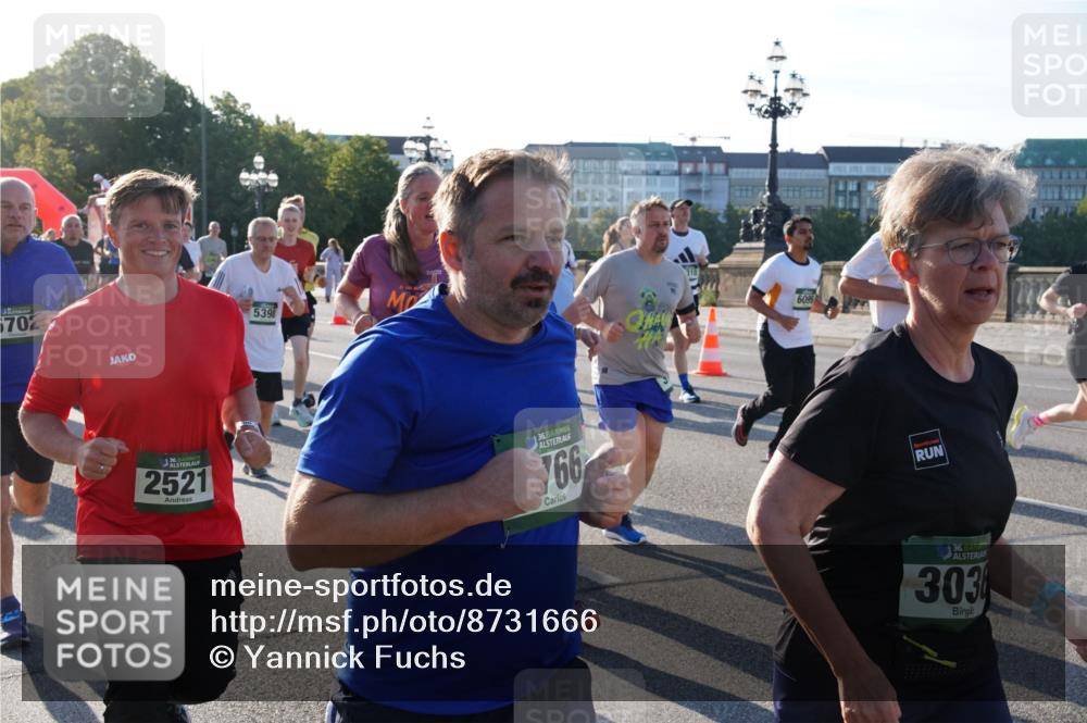 07.09.2025 - BARMER Alsterlauf Yannick Fuchs http://msf.ph/oto/8731666 07.09.2025 09:02:07 Laufen 6702, 136, 2521, 5398, 36, 766, 310, 6099, 36, 303 meine-sportfotos.de