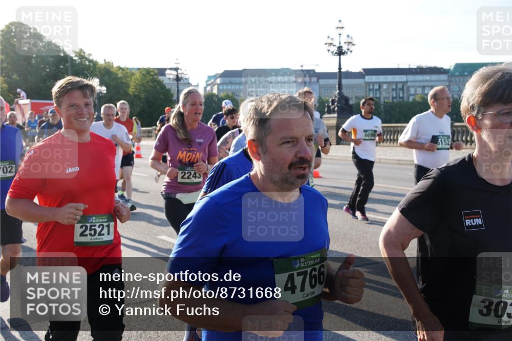 07.09.2025 - BARMER Alsterlauf Yannick Fuchs http://msf.ph/oto/8731668 07.09.2025 09:02:07 Laufen 02, 2243, 36, 2521, 6099, 6152, 36, 4766, 36, 303 meine-sportfotos.de