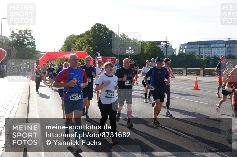 07.09.2025 - BARMER Alsterlauf Yannick Fuchs http://msf.ph/oto/8731682 07.09.2025 09:02:09 Laufen 2892, 2737, 23, 2452, 44414, 5293, 3722, 04 meine-sportfotos.de