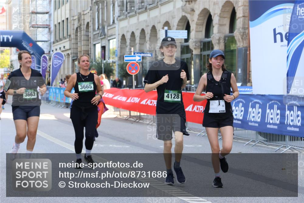 07.09.2025 - BARMER Alsterlauf Strokosch-Dieckow http://msf.ph/oto/8731686 07.09.2025 10:23:34 Ziel 2087, 2261, 2684, 2817, 3562, 3652, 3688, 4013, 4306, 4341, 4352, 4457, 4841, 5077, 5083, 5085, 5109, 5242 meine-sportfotos.de