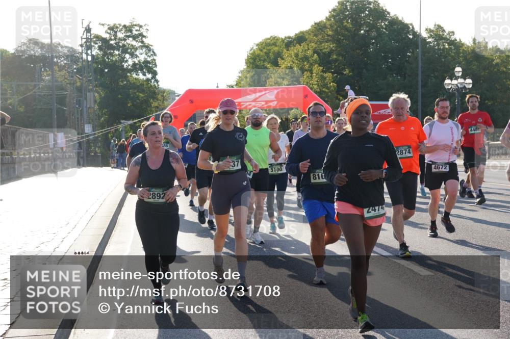 07.09.2025 - BARMER Alsterlauf Yannick Fuchs http://msf.ph/oto/8731708 07.09.2025 09:02:13 Laufen 2892, 86, 5100, 81, 2874, 2474, 4672, 4481 meine-sportfotos.de