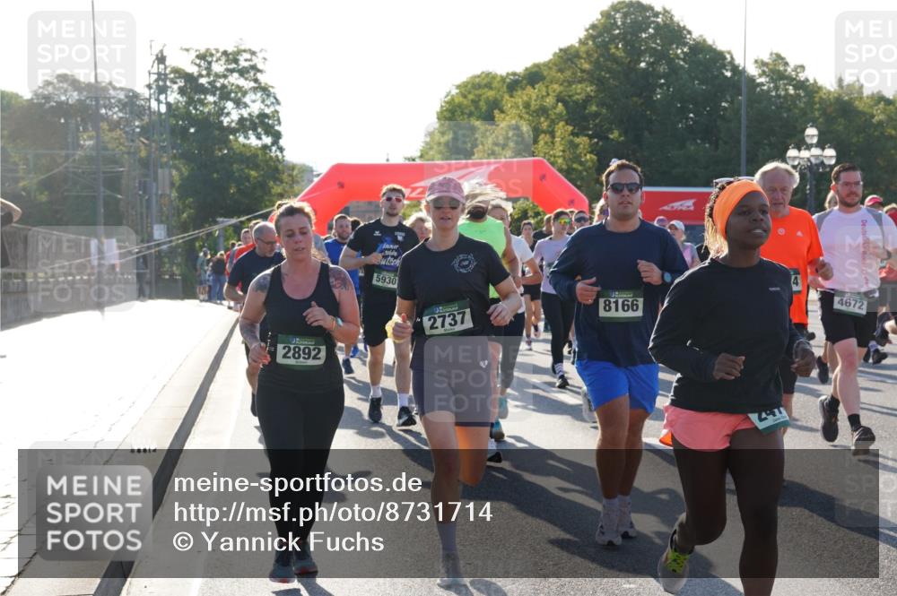 07.09.2025 - BARMER Alsterlauf Yannick Fuchs http://msf.ph/oto/8731714 07.09.2025 09:02:13 Laufen 2892, 5930, 2737, 4, 4672, 8166 meine-sportfotos.de