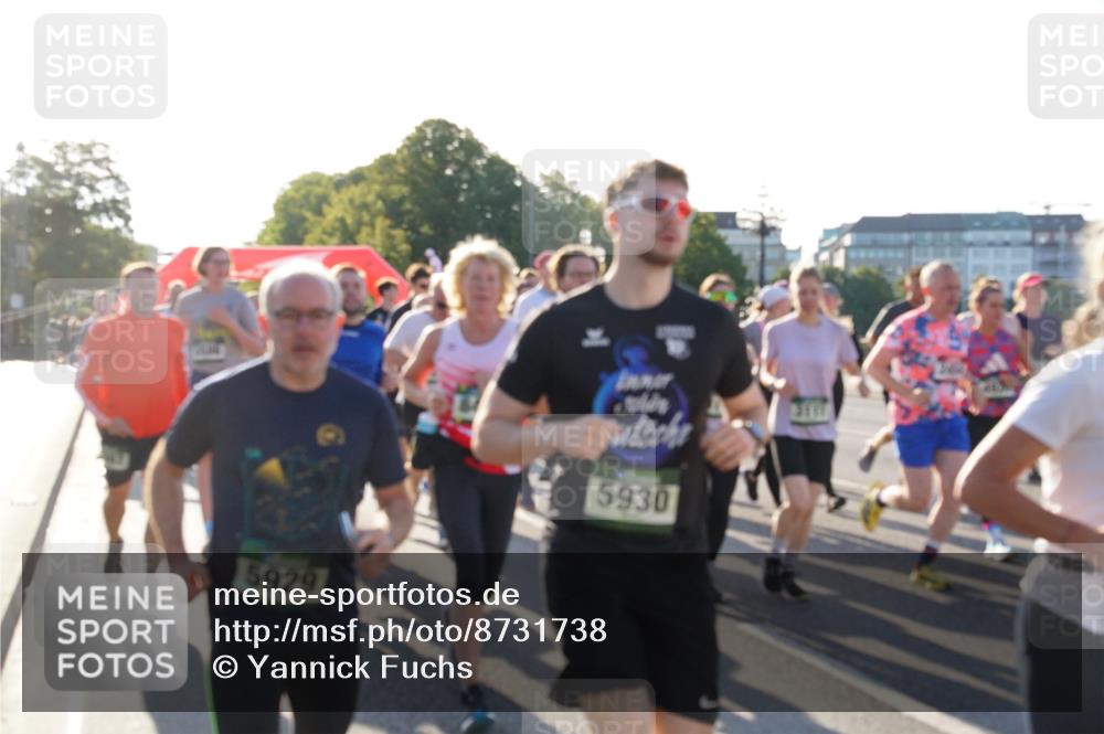 07.09.2025 - BARMER Alsterlauf Yannick Fuchs http://msf.ph/oto/8731738 07.09.2025 09:02:17 Laufen 5929, 5930 meine-sportfotos.de