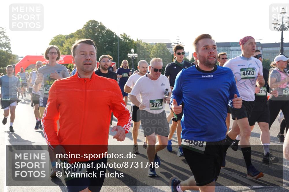 07.09.2025 - BARMER Alsterlauf Yannick Fuchs http://msf.ph/oto/8731748 07.09.2025 09:02:18 Laufen 2007, 55, 2867, 5463, 5022, 2068, 4603, 3114, 481 meine-sportfotos.de