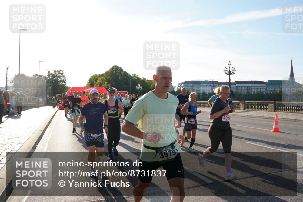 07.09.2025 - BARMER Alsterlauf Yannick Fuchs http://msf.ph/oto/8731837 07.09.2025 09:02:28 Laufen 5809, 483, 3506, 3579, 5108, 2399 meine-sportfotos.de