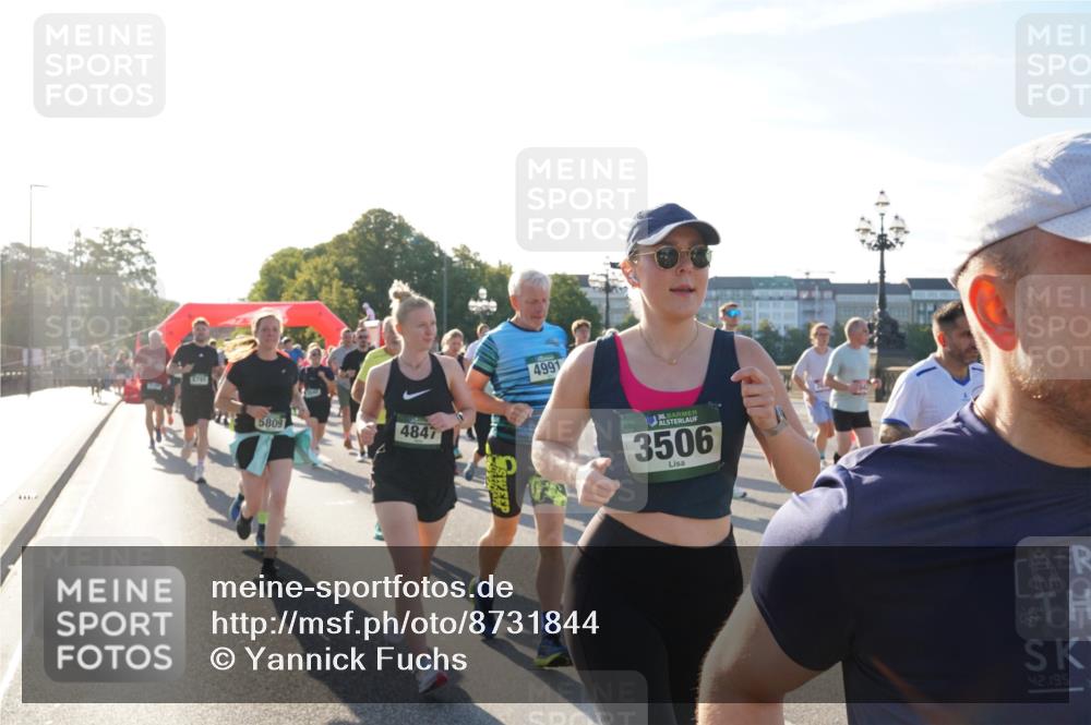 07.09.2025 - BARMER Alsterlauf Yannick Fuchs http://msf.ph/oto/8731844 07.09.2025 09:02:29 Laufen 5809, 4847, 4991, 36, 0, 3506, 42, 195 meine-sportfotos.de