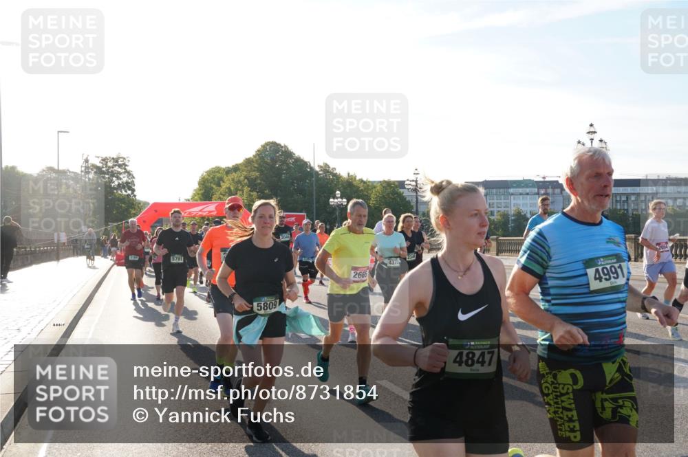 07.09.2025 - BARMER Alsterlauf Yannick Fuchs http://msf.ph/oto/8731854 07.09.2025 09:02:30 Laufen 5809, 1, 4847, 4991 meine-sportfotos.de