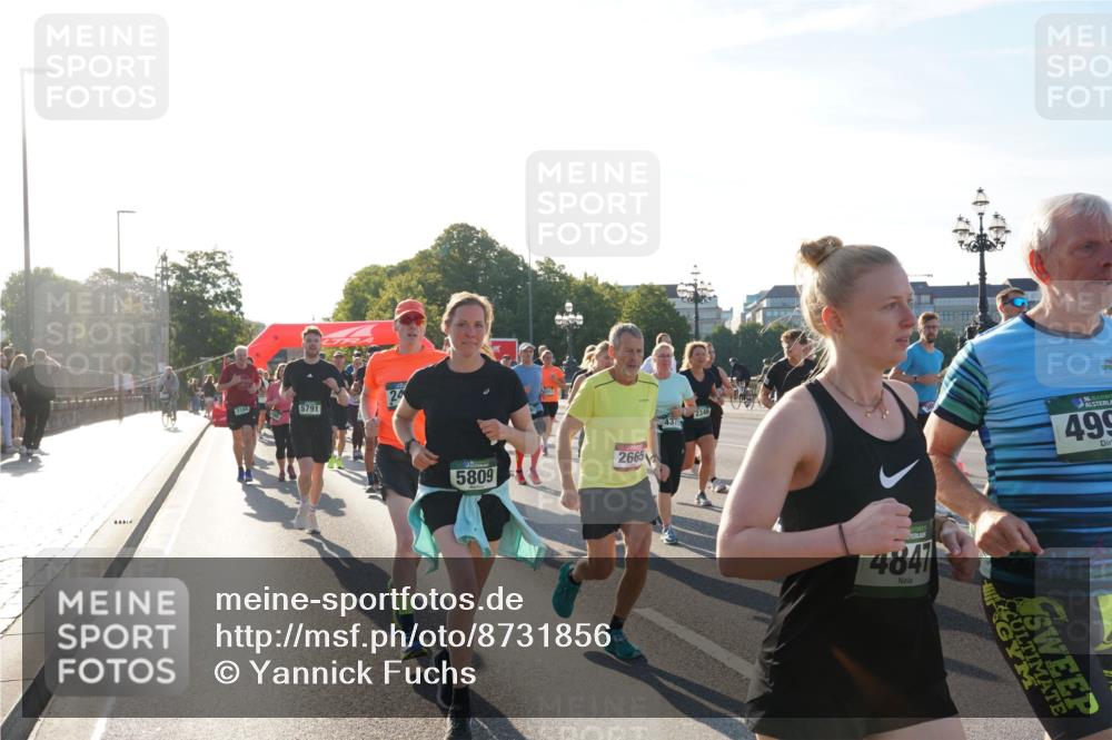 07.09.2025 - BARMER Alsterlauf Yannick Fuchs http://msf.ph/oto/8731856 07.09.2025 09:02:30 Laufen 2665, 5809, 4841, 499 meine-sportfotos.de