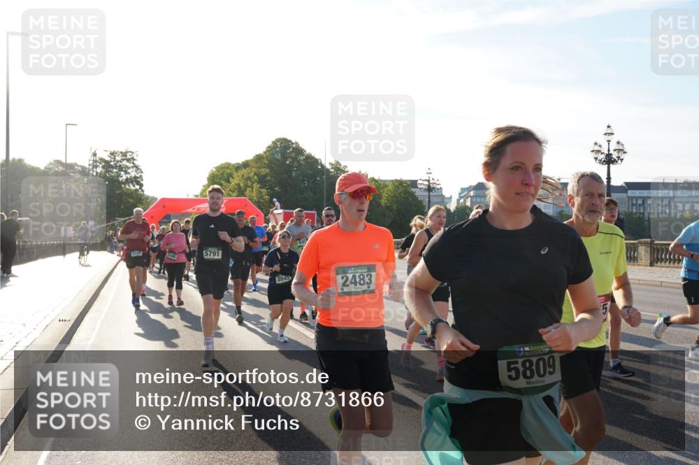 07.09.2025 - BARMER Alsterlauf Yannick Fuchs http://msf.ph/oto/8731866 07.09.2025 09:02:31 Laufen 3168, 3169, 5791, 540, 2045, 2483, 36, 5809 meine-sportfotos.de