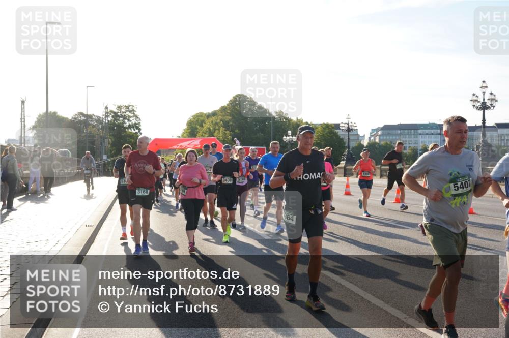 07.09.2025 - BARMER Alsterlauf Yannick Fuchs http://msf.ph/oto/8731889 07.09.2025 09:02:33 Laufen 38814, 531, 3168, 857, 3408, 5188, 364, 4900, 475, 5407, 10 meine-sportfotos.de