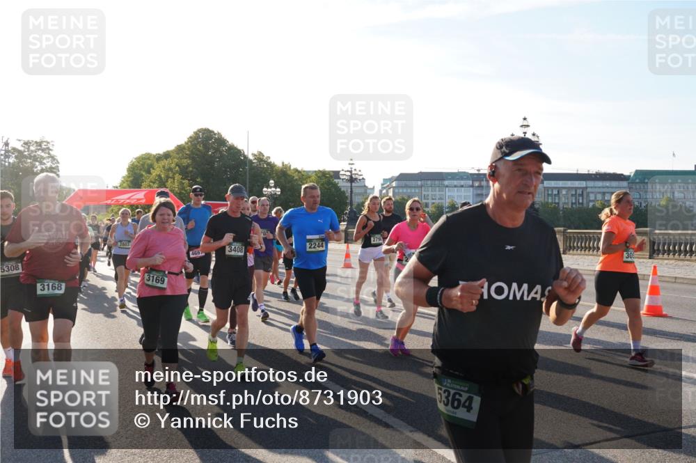 07.09.2025 - BARMER Alsterlauf Yannick Fuchs http://msf.ph/oto/8731903 07.09.2025 09:02:34 Laufen 2803, 5308, 3168, 3169, 4657, 3408, 70, 2244, 2244, 2798, 6364, 305 meine-sportfotos.de